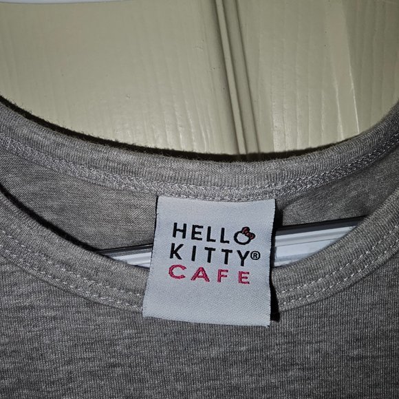 Hello Kitty Cafe Exclusive T-shirt (Large) - Picture 3 of 6